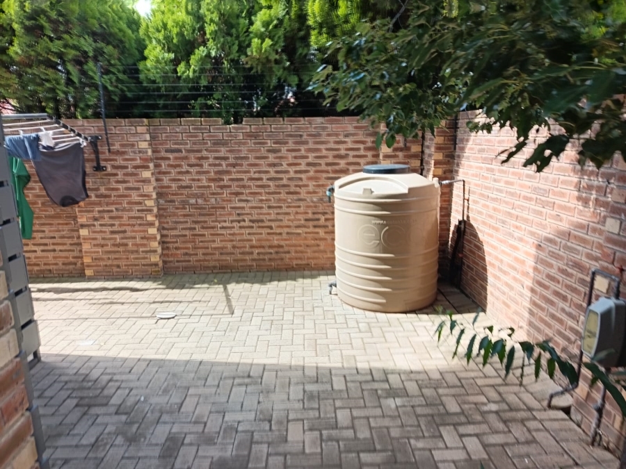 3 Bedroom Property for Sale in Heuwelsig Free State